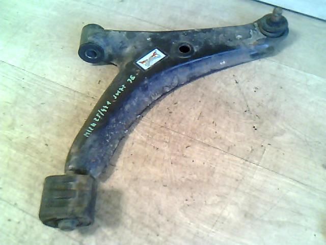 bontott SUZUKI SWIFT II Jobb első Lengőkar