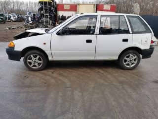 bontott SUZUKI SWIFT II Motorvezérlő