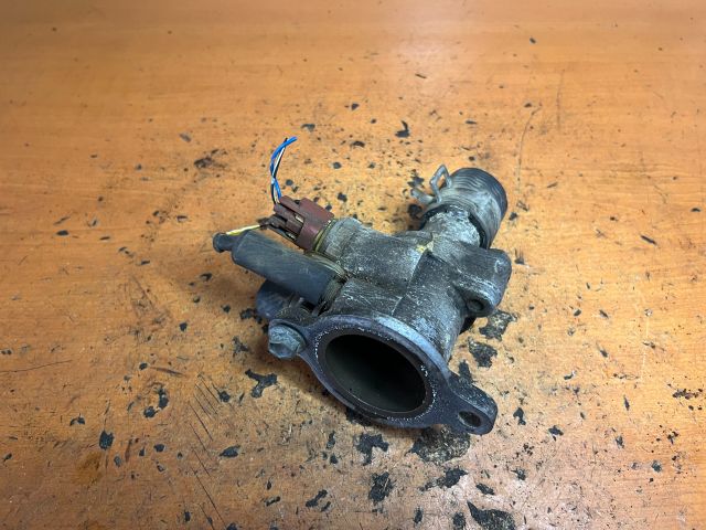 bontott SUZUKI SWIFT II Termosztátház