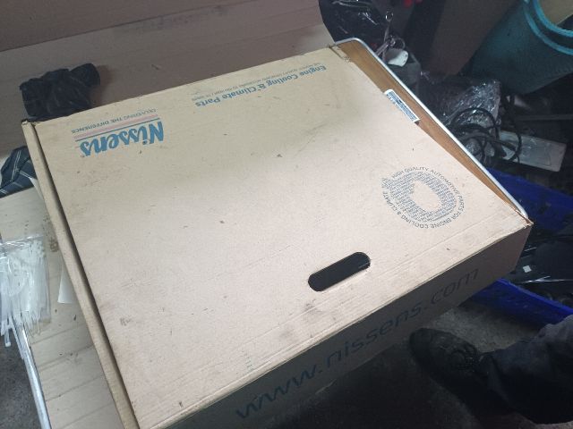 bontott SUZUKI SWIFT II Vízhűtő Radiátor (Nem klímás)