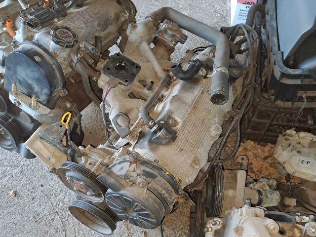 bontott SUZUKI SWIFT II Komplett Motor (Segédberendezésekkel)