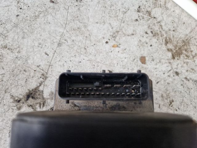 bontott SUZUKI SWIFT II ABS Kocka