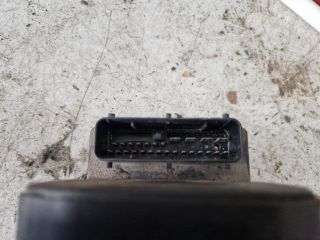 bontott SUZUKI SWIFT II ABS Kocka