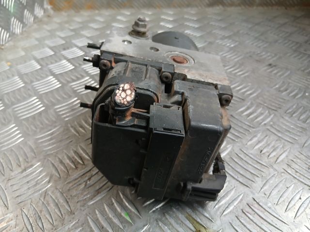 bontott SUZUKI SWIFT II ABS Kocka