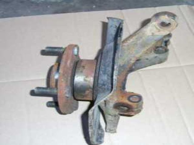 bontott SUZUKI SWIFT II Bal első Csonkállvány Kerékaggyal