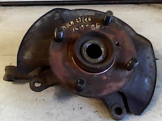 bontott SUZUKI SWIFT II Bal első Csonkállvány Kerékaggyal