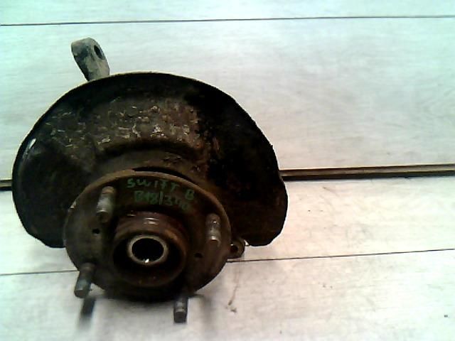 bontott SUZUKI SWIFT II Bal első Csonkállvány Kerékaggyal