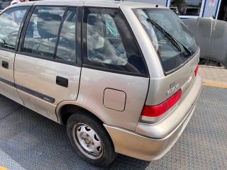 bontott SUZUKI SWIFT II Bal első Csonkállvány Kerékaggyal