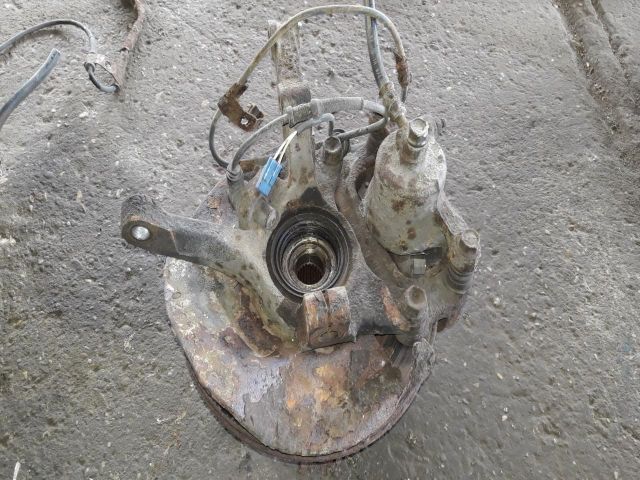 bontott SUZUKI SWIFT II Bal első Csonkállvány Kerékaggyal