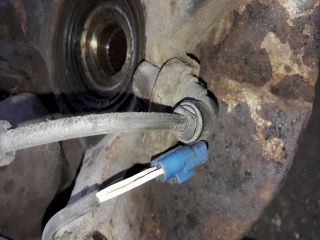 bontott SUZUKI SWIFT II Bal első Csonkállvány Kerékaggyal