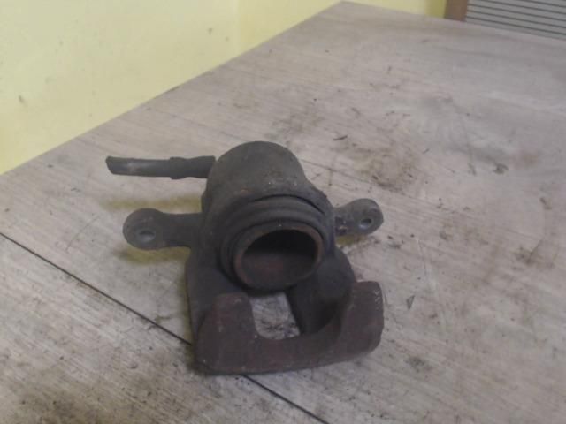 bontott SUZUKI SWIFT II Bal első Féknyereg Munkahengerrel