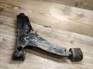 bontott SUZUKI SWIFT II Bal első Lengőkar