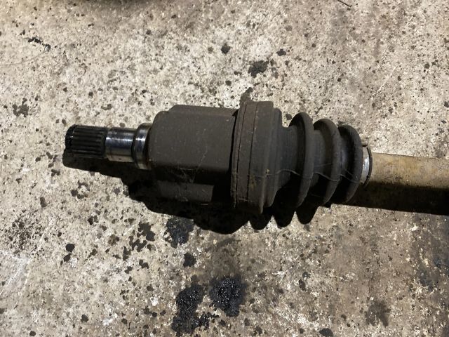 bontott SUZUKI SWIFT II Bal Féltengely