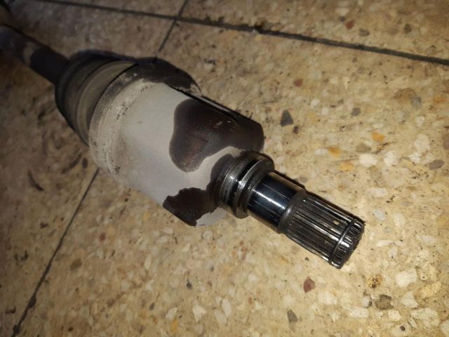 bontott SUZUKI SWIFT II Bal Féltengely