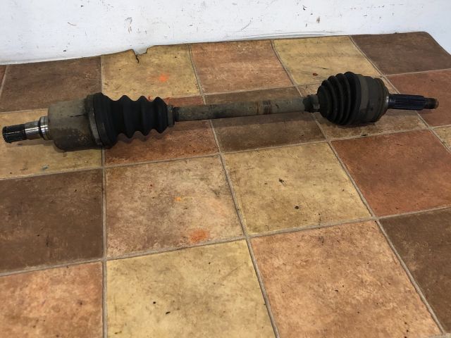 bontott SUZUKI SWIFT II Bal Féltengely