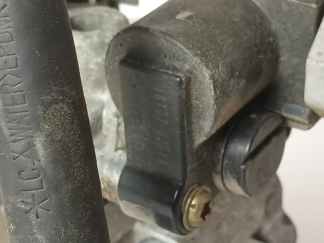 bontott SUZUKI SWIFT II Fojtószelep (Elektromos)