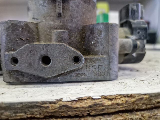 bontott SUZUKI SWIFT II Fojtószelep (Mechanikus)