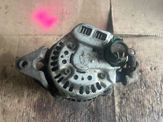 bontott SUZUKI SWIFT II Generátor