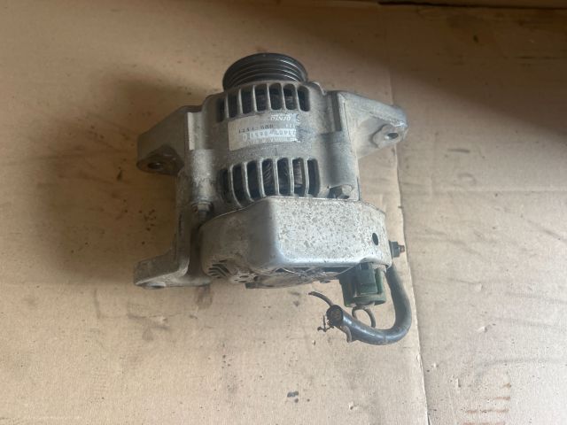 bontott SUZUKI SWIFT II Generátor