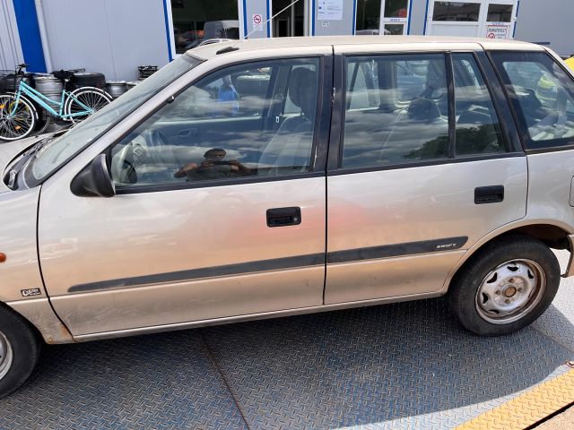 bontott SUZUKI SWIFT II Generátor