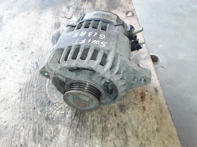 bontott SUZUKI SWIFT II Generátor