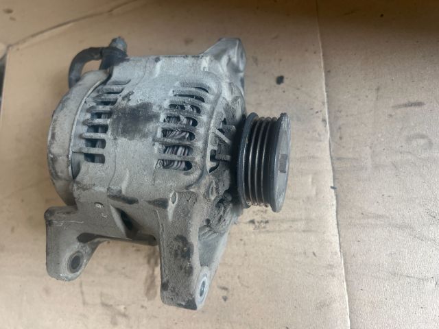 bontott SUZUKI SWIFT II Generátor