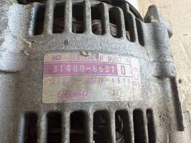 bontott SUZUKI SWIFT II Generátor