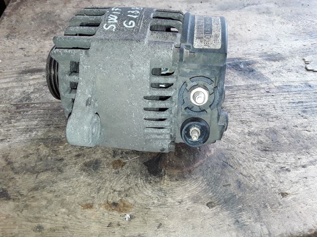 bontott SUZUKI SWIFT II Generátor