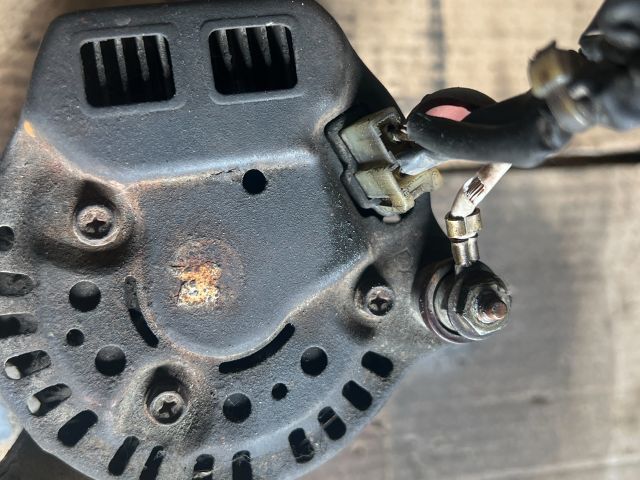 bontott SUZUKI SWIFT II Generátor