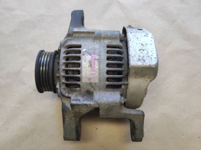 bontott SUZUKI SWIFT II Generátor