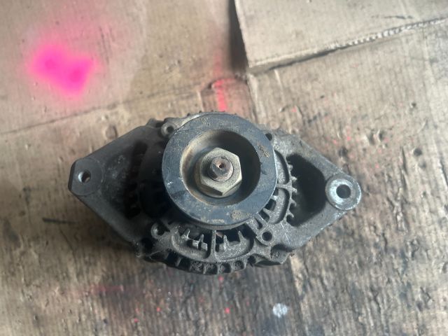 bontott SUZUKI SWIFT II Generátor