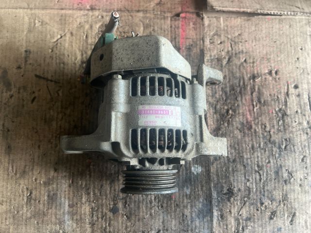 bontott SUZUKI SWIFT II Generátor