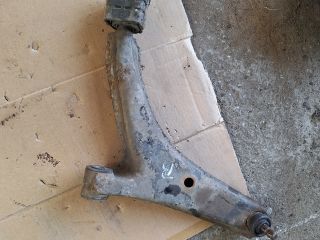 bontott SUZUKI SWIFT II Bal első Lengőkar