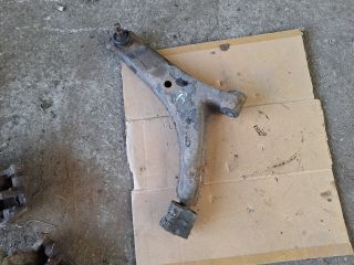 bontott SUZUKI SWIFT II Bal első Lengőkar