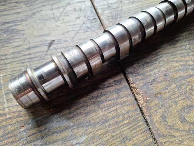 bontott SUZUKI SWIFT II Főtengely (Magában)