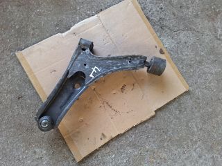 bontott SUZUKI SWIFT II Jobb első Lengőkar