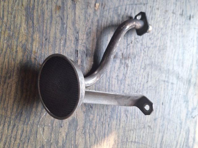 bontott SUZUKI SWIFT II Olaj Felszívó Cső