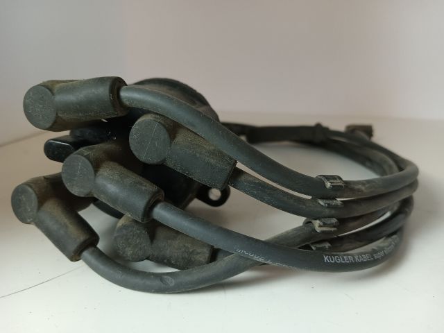 bontott SUZUKI SWIFT II Gyújtáselosztó Fedél