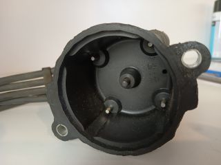 bontott SUZUKI SWIFT II Gyújtáselosztó Fedél