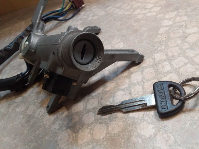 bontott SUZUKI SWIFT II Gyújtáskapcsoló