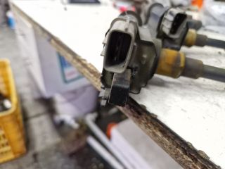 bontott SUZUKI SWIFT II Gyújtótrafó Szett