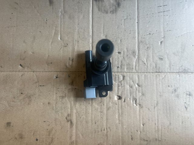 bontott SUZUKI SWIFT II Gyújtótrafó