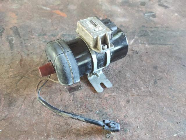 bontott SUZUKI SWIFT II Gyújtótrafó