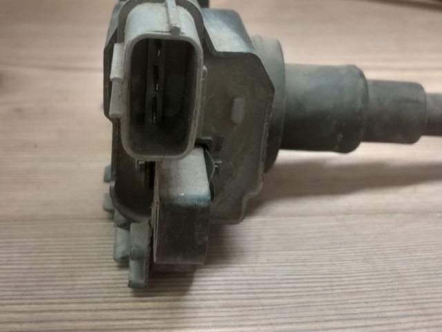 bontott SUZUKI SWIFT II Gyújtótrafó