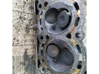 bontott SUZUKI SWIFT II Hengerfej