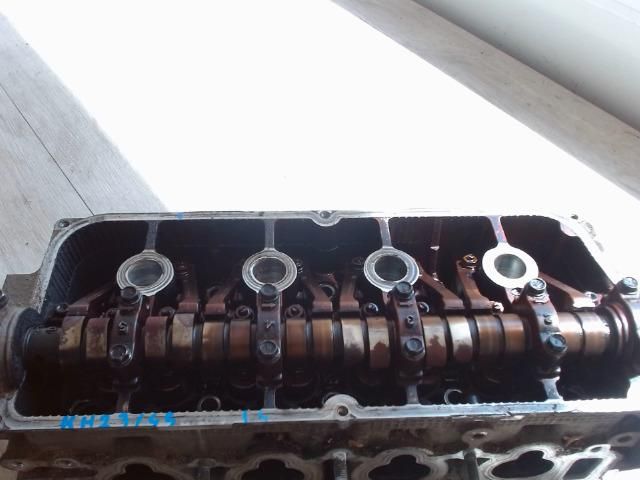 bontott SUZUKI SWIFT II Hengerfej