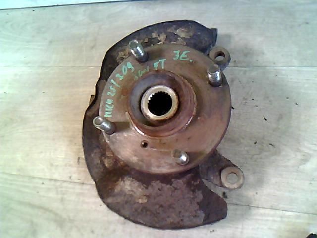 bontott SUZUKI SWIFT II Jobb első Csonkállvány Kerékaggyal