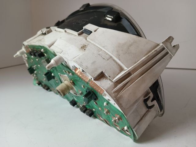 bontott SUZUKI SWIFT II Kilométeróra