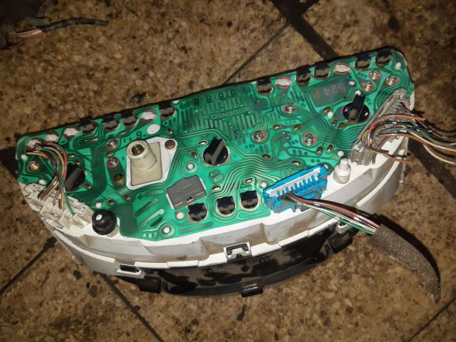 bontott SUZUKI SWIFT II Kilométeróra