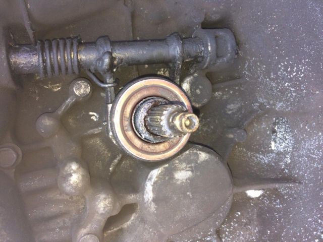 bontott SUZUKI SWIFT II Kinyomó Csapágy